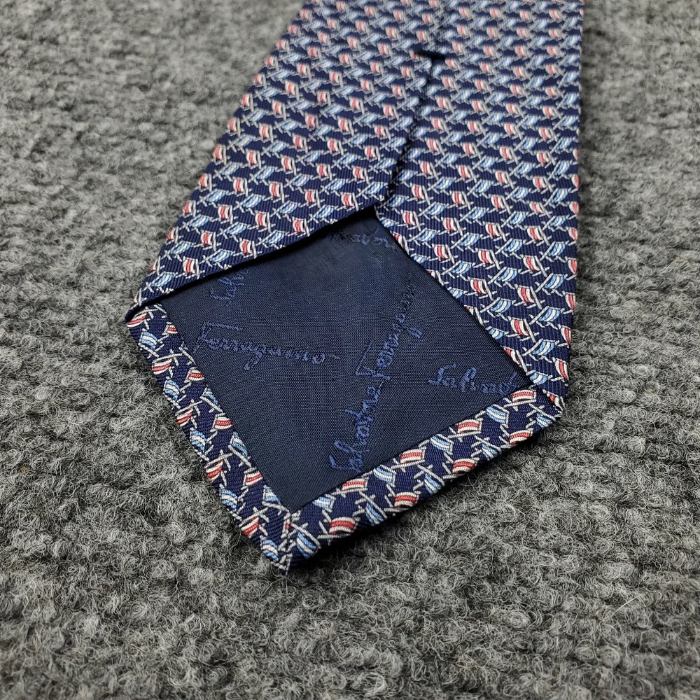 Salvatore Ferragamo Silk Tie Beach Chair Print Formal Navy Blue Made In Italy